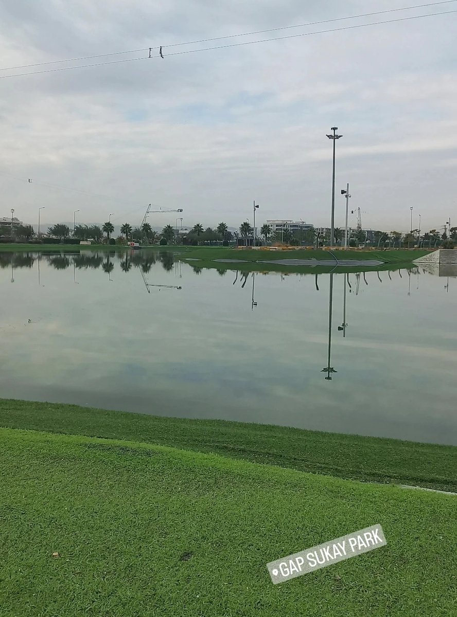 Bazen ,
öyle bir yer çıkar ki karşına ,
Çayın yanında ,sessizliğin huzurunu yudumlarsın ..🍀💙

Sn. <a href="/BilalTekatli63/">Bilal TEKATLI 🇹🇷🇹🇷🇹🇷</a> ,
Ailemle geldik ,gördük ki ,
sadece Urfa halkına değil ,
yolu düşen her konuğunuza,
lezzeti doğayla harmanlayıp,
ulaşılabilir bütçelerle sunuyorsunuz.
Gerçekten