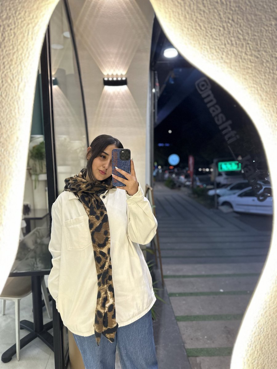 Setayeshh11's tweet photo. امیدوارم تا عمر دارید دور باشید از ؛
چشم های تنگ ،زبان های تلخ ،قلب های سنگ، ذاتهای کثیف، رابطه‌های بی‌پناه، سوال‌های بی‌پاسخ و امیدهای بی‌جان🤍✨ https://t.co/6qPdcXooVz