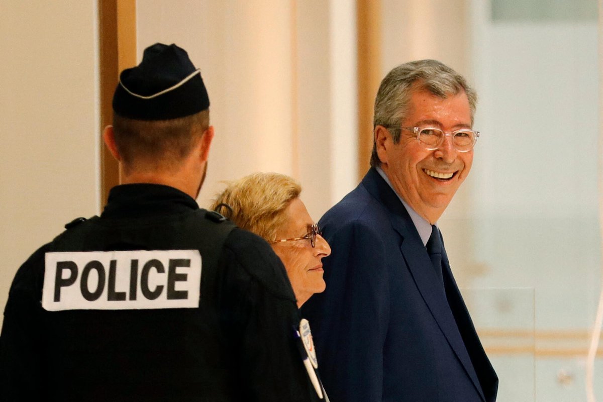 le_Parisien's tweet image. Blanchiment de fraude fiscale des époux Balkany : l’État renonce à réclamer des dommages et intérêts
➡️ l.leparisien.fr/7r4h