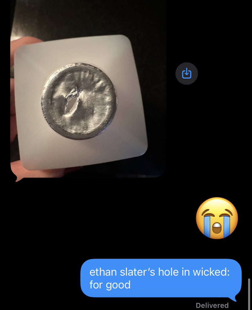 aramnotagoat's tweet image. 