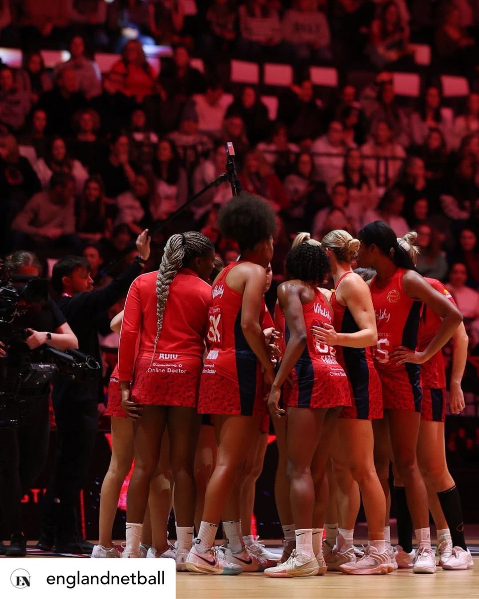 OSS_Int's tweet image. The Official Sports Services teams were out in force with both England and New Zealand netball teams over the last few weeks 💪🏐

Huge thanks to the teams for putting your trust in us once again and thank you to the therapists in London and Manchester 👏

#netball #international