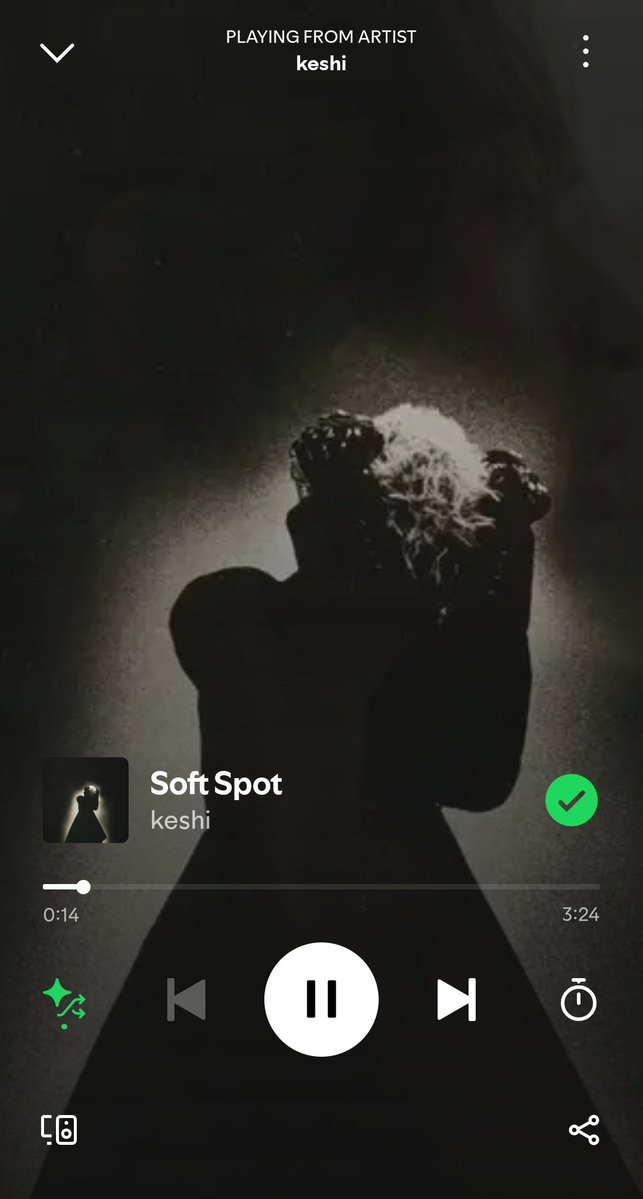 sproutbeomie's tweet image. ٠࣪❅ my twitter profile
٠࣪❅ my lock screen 
٠࣪❅ last song I heard
٠࣪❅ first pinterest photo