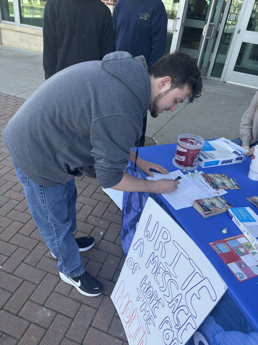 Shoutout to my Millersville <a href="/tpusastudents/">TPUSA Students</a> for their event Monday! They wrote holiday letters to the local children’s hospital, as well as the local nursing home. 

<a href="/TPUSA/">Turning Point USA</a> Has given my students and I the chance to create a positive impact! 🔥🔥🔥🇺🇸🇺🇸🇺🇸

#Thanksgiving #Patriots