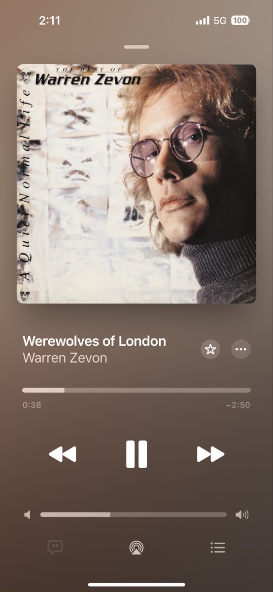 jbmcd28's tweet image. I would like to meet his tailor….. #feedyoursoul #musicismylife #listenclose