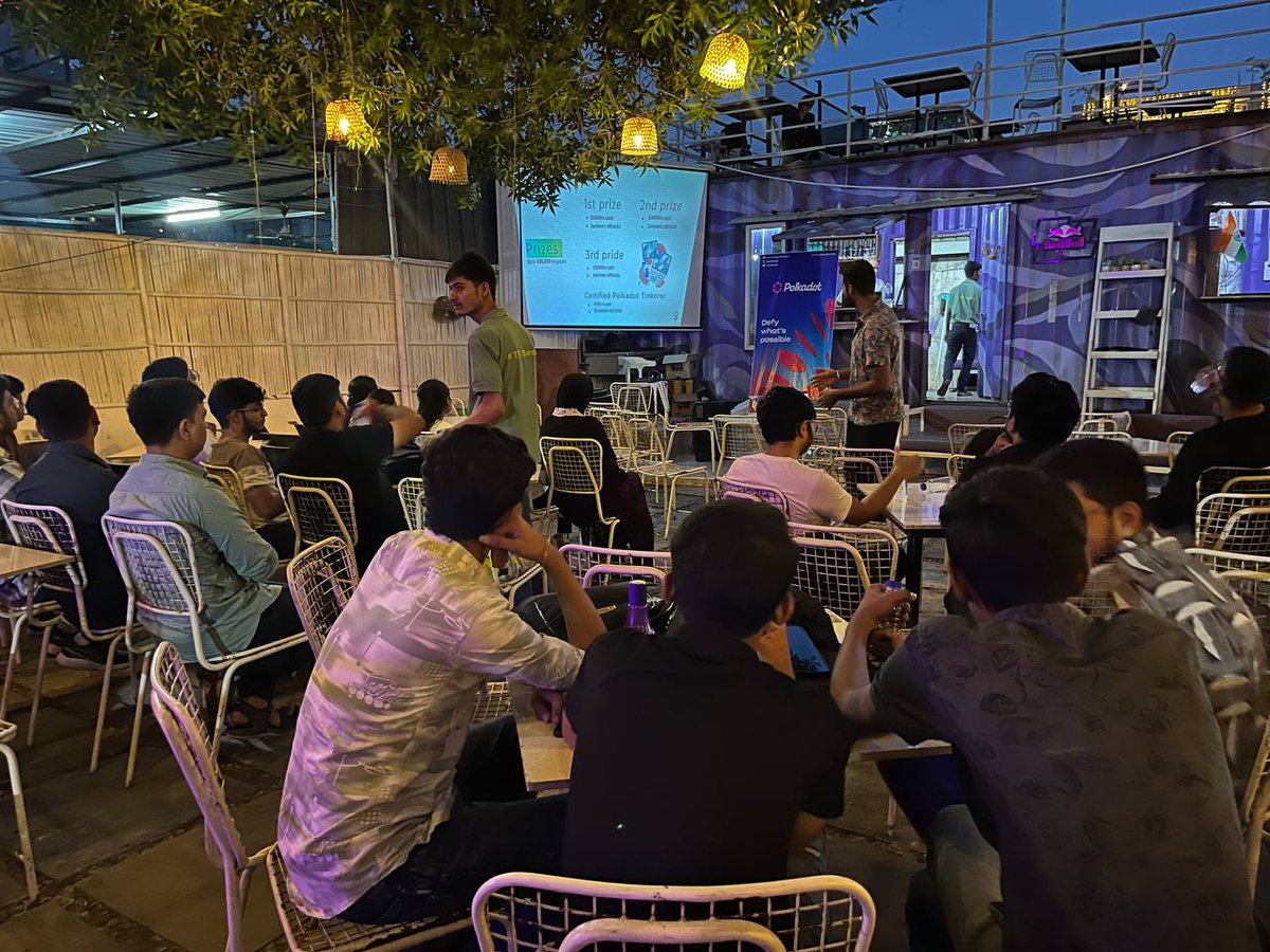 DOTmeetups's tweet image. 🇮🇳 Road to Sub0 India: Builder Party Ahmedabad Edition delivered a cool builder-focused evening. Such an active community full of energy and curiosity. Kudos to @jatin102938 and @AnirudhSinghChouhan  organizers