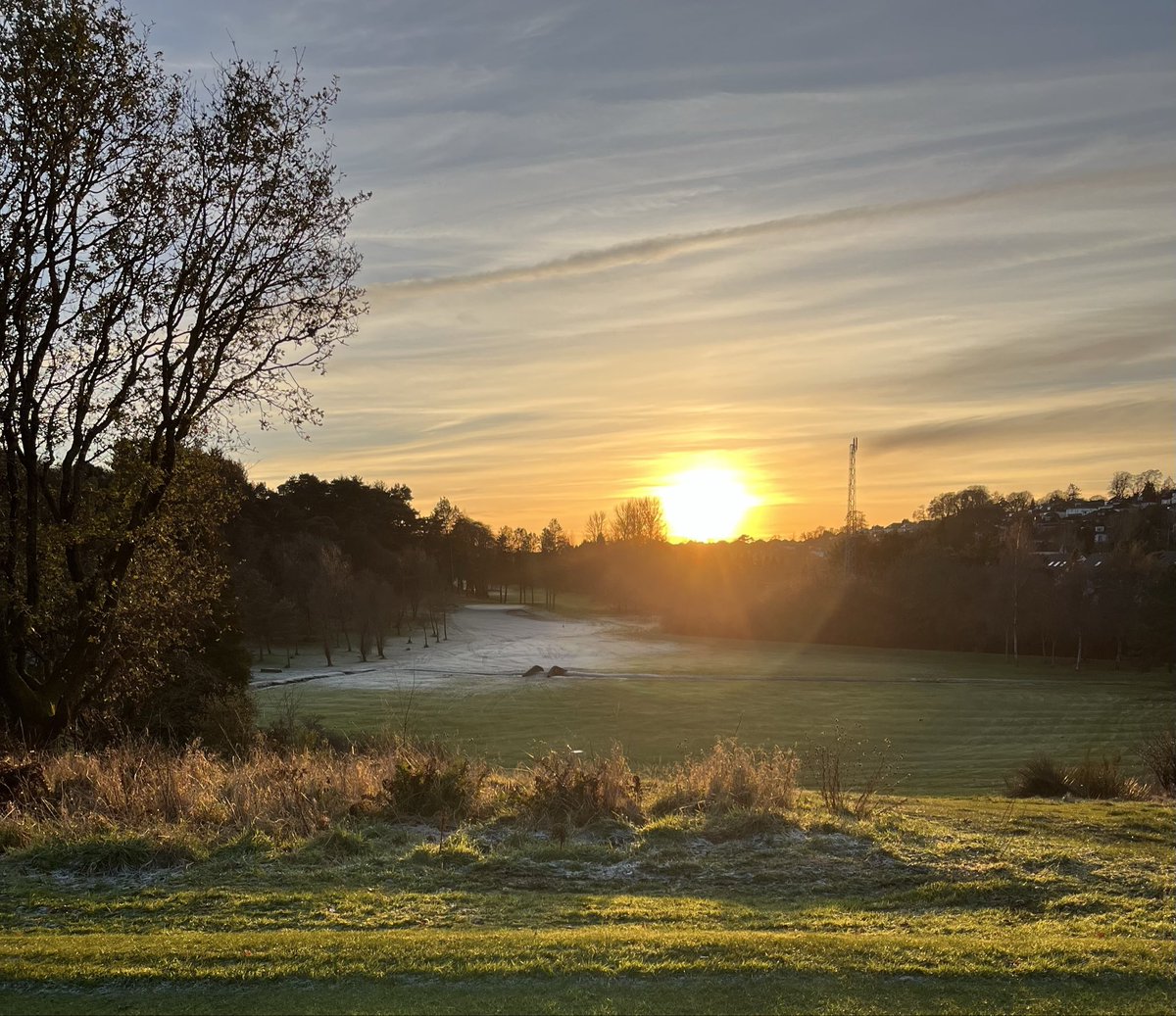 Winter golf season has definitely arrived <a href="/DouglasPark1897/">Douglas Park Golf Club</a> for 2025
Half the number of clubs; double the number of layers