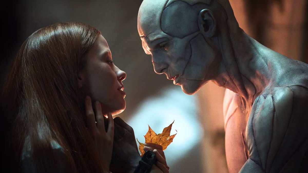 GeekVibesNation's tweet image. Guillermo del Toro confirms #Frankenstein will have a physical media release 

Read our review: geekvibesnation.com/frankenstein-r…