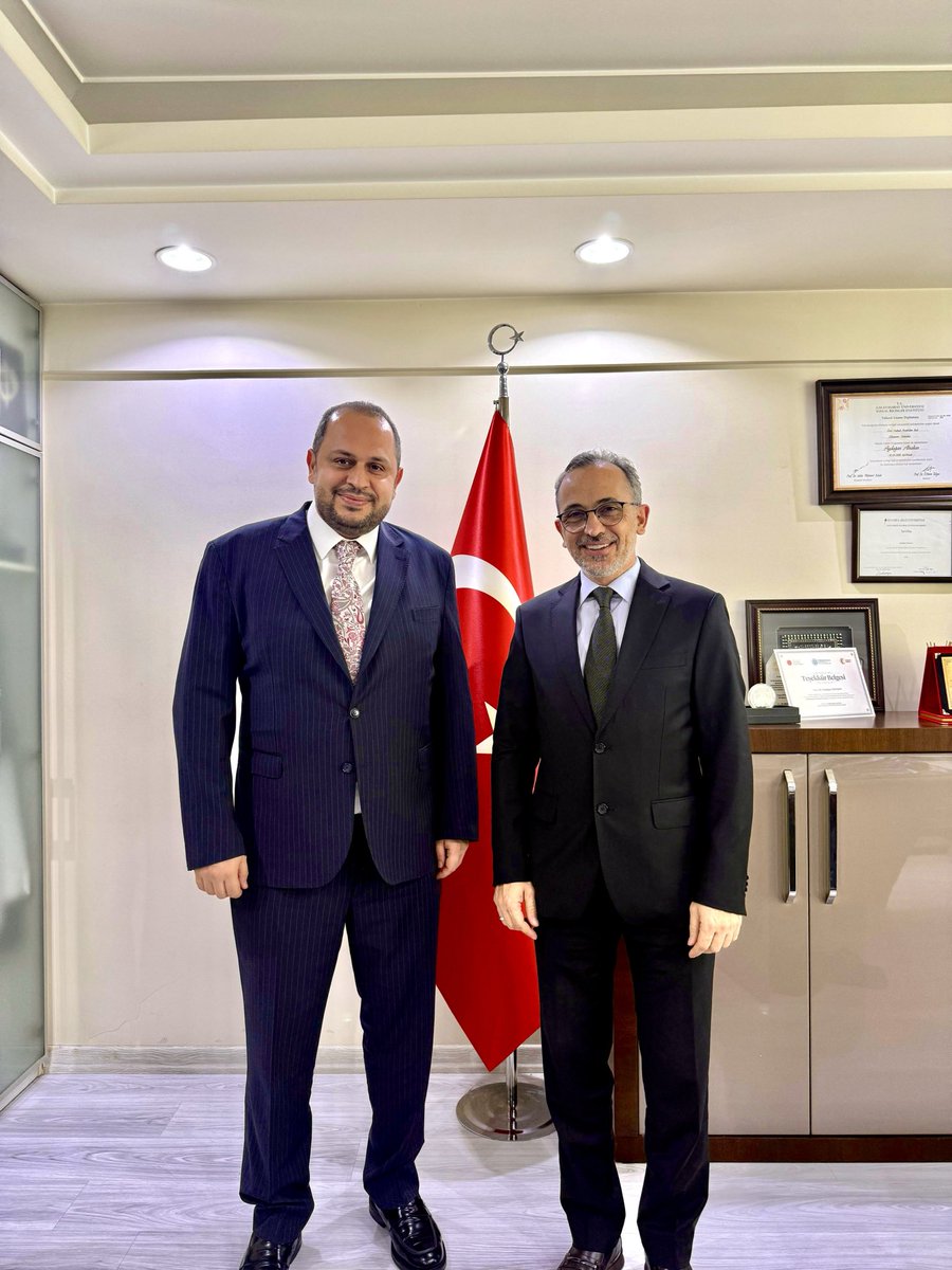 AK Parti Genel Merkez Disiplin Kurulu Üyesi Av. Aydoğan Ahıakın beyfendiyi ziyaret ettim, kendisine nazik misafirperverliğinden dolayı teşekkür ediyorum