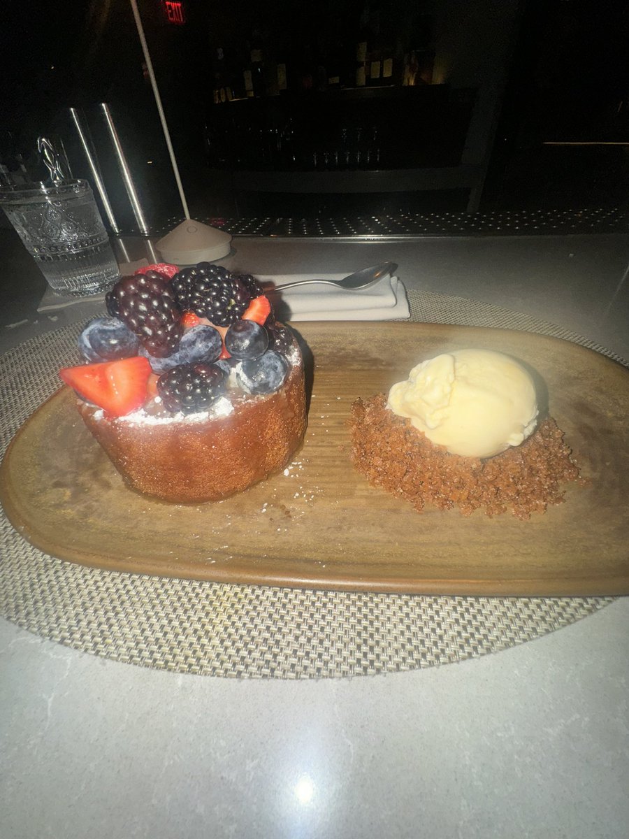 DJ_TUNEZ's tweet image. CELEBRATING MY 2025! ❤️❤️❤️

NUMBER 1 DEY CHOP! 😇