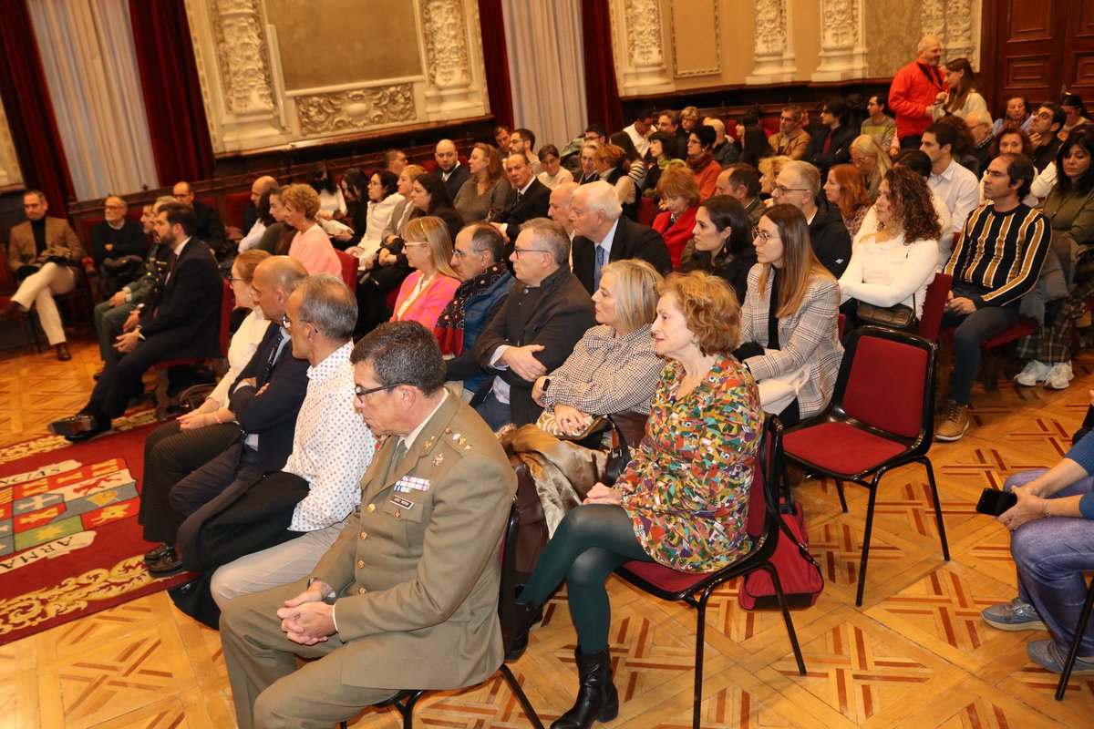 La alcaldesa, <a href="/mndres/">Miriam Andrés</a> y la concejala de Bienestar Social y Participación Ciudadana,Charo García, han asistido esta tarde a la apertura de Curso 2025/26 del Centro Asociado <a href="/UNEDPalencia/">UNED Palencia</a>, cuya lección inaugural ha corrido a cargo de la profesora de Filología Clásica, Helena Guzmán