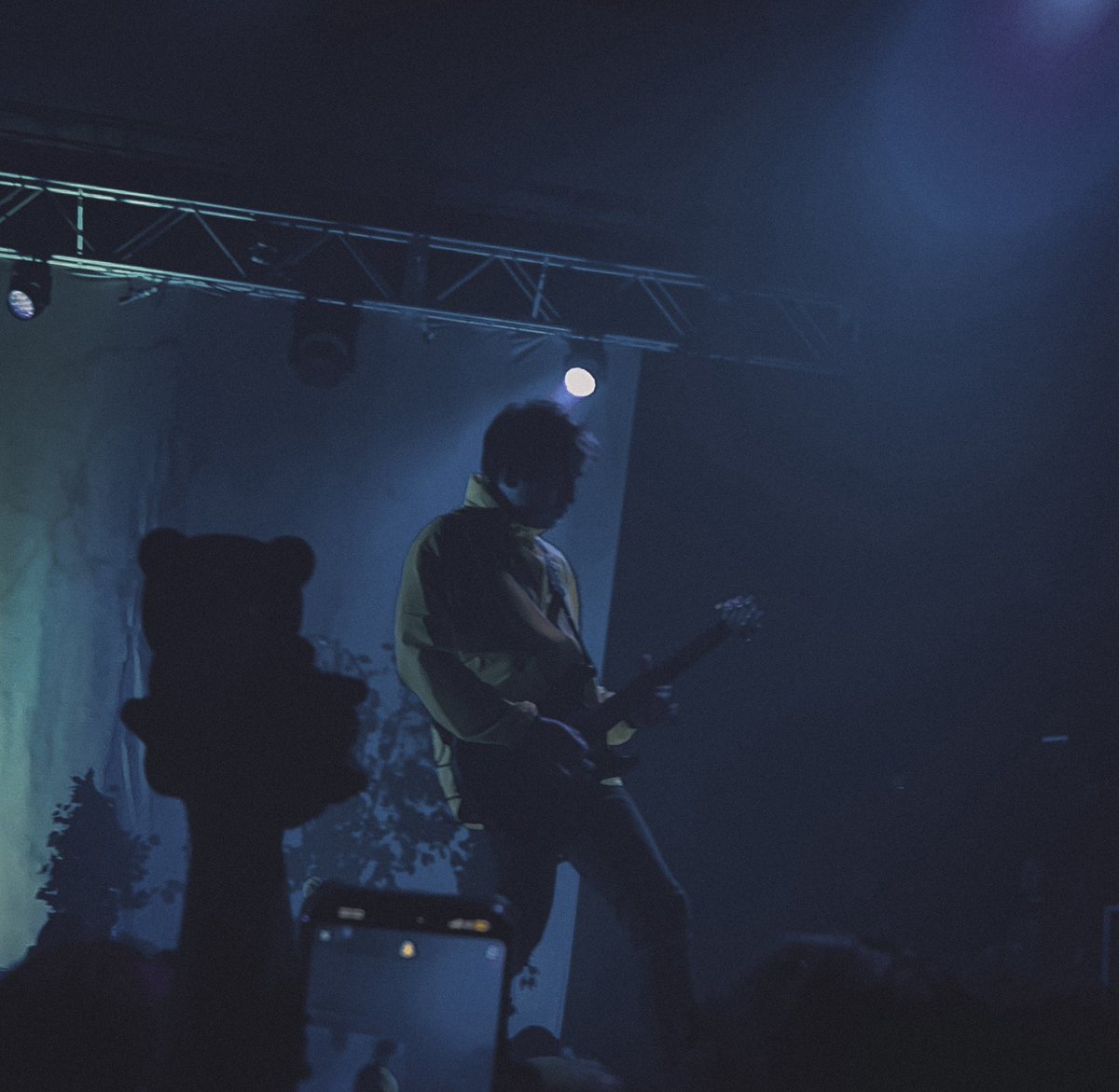 3arlysunsets_'s tweet image. Been to long excited to see parx back in the uk again &amp;lt;3 in the mean time here’s some old photos from the property tour I finally got round to editing!!