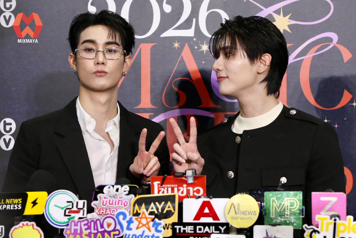 “ฟอส-บุ๊ค” เปิดตัวซีรีส์ใหม่ #LoversAndGangsters หงเสนคลุกฝุ่นในงาน “GMMTV 2026 MAGIC VIBES MAXIMIZED” 🔮✨

FORCEBOOK ARE MY MAGIC

#GMMTV2026
#ฟอสบุ๊ค #forcebook 
#fforce_ #kasibook