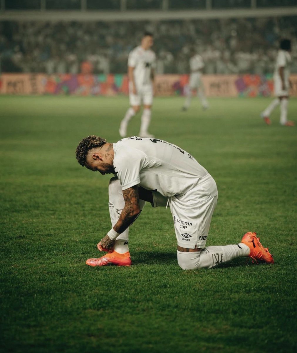 BrasilEdition's tweet image. 🚨Santos and Neymar will decide soon if he will take injections to play in the remaining matches or to sit out.