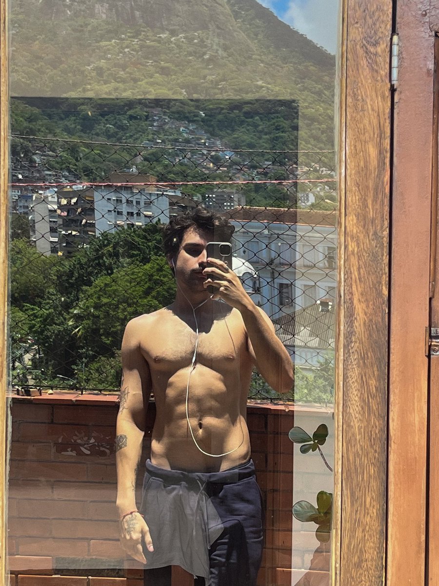 guiarchive's tweet image. seré tu reliquia