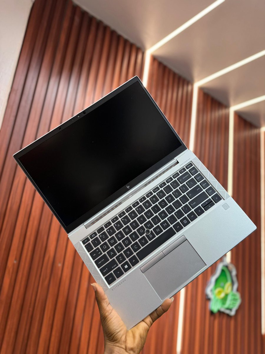 wtf_rema's tweet image. *HP ELITEBOOK 845 G7* 
PROCESSOR
AMD Ryzen™️ 5 Pro 11th Gen | Base @2.10GHz | Max Turbo @4.00GHz
•14” FHD
•16GB DDR4 Ram
•256gb SSD 
•GRAPHICS: AMD Radeon™️ Graphics
•KEYBOARD💡
•Wins 10 Pro
•Fingerprint
•USB Type C
•Charger🔌

GH¢: 4.5k
☎️0241636577