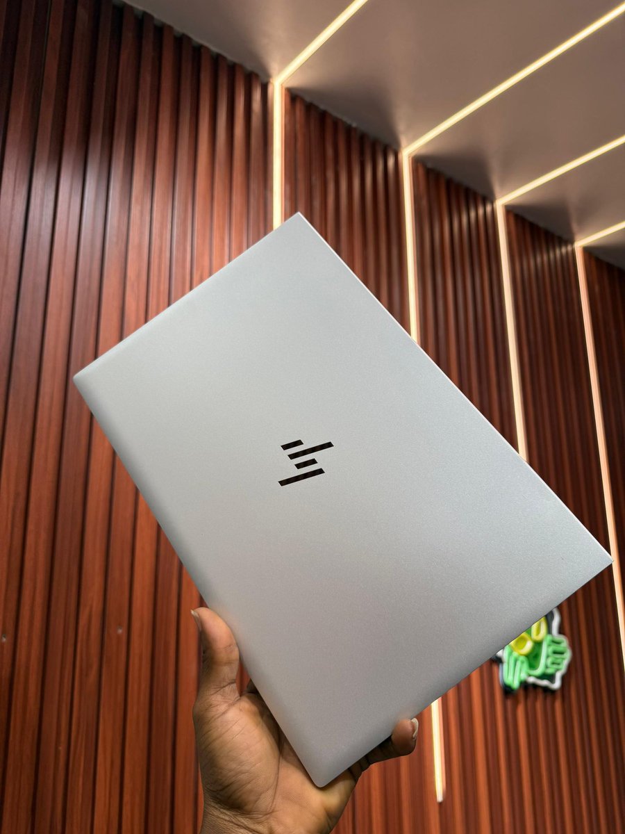 wtf_rema's tweet image. *HP ELITEBOOK 845 G7* 
PROCESSOR
AMD Ryzen™️ 5 Pro 11th Gen | Base @2.10GHz | Max Turbo @4.00GHz
•14” FHD
•16GB DDR4 Ram
•256gb SSD 
•GRAPHICS: AMD Radeon™️ Graphics
•KEYBOARD💡
•Wins 10 Pro
•Fingerprint
•USB Type C
•Charger🔌

GH¢: 4.5k
☎️0241636577