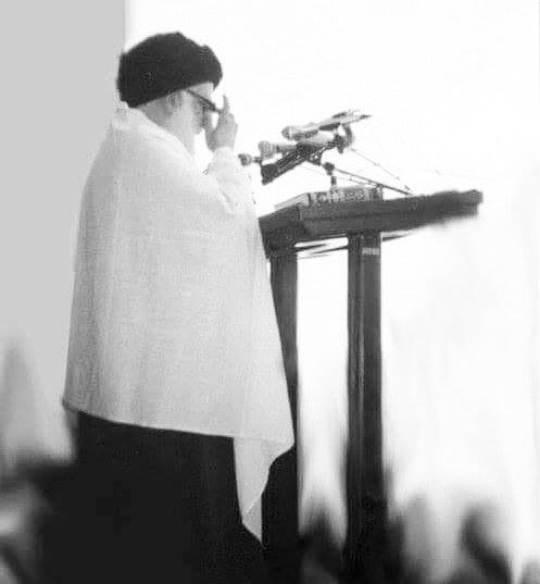 إذا أردنا النجاة في الدنيا والآخرة ينبغي أن نعدل من سلوكنا من جميع الجهات .

الشهيدالسيد محمد الصدر (قدس سره)
الجمعة السادسة  - الخطبة الاولى