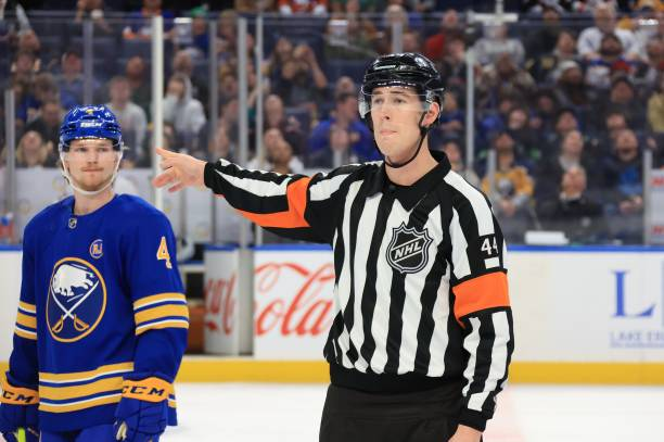 ScoutingTheRefs's tweet image. Buffalo Sabres vs. Pittsburgh Penguins get refs Pierre Lambert (#25) and Justin Kea (#36) with Dylan Blujus (#57) and CJ Murray (#68) on lines 
scoutingtherefs.com/2025/11/50424/…  @BuffaloSabres  @penguins #SabreHood #LetsGoPens #BUFvsPIT