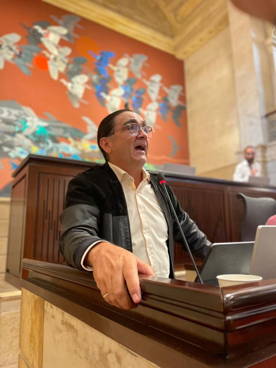 JairoComunes's tweet image. La Universidad del Catatumbo es justicia y futuro: educación para la paz en territorios olvidados. ✊ #UniversidadDelCatatumbo #EducaciónParaLaPaz