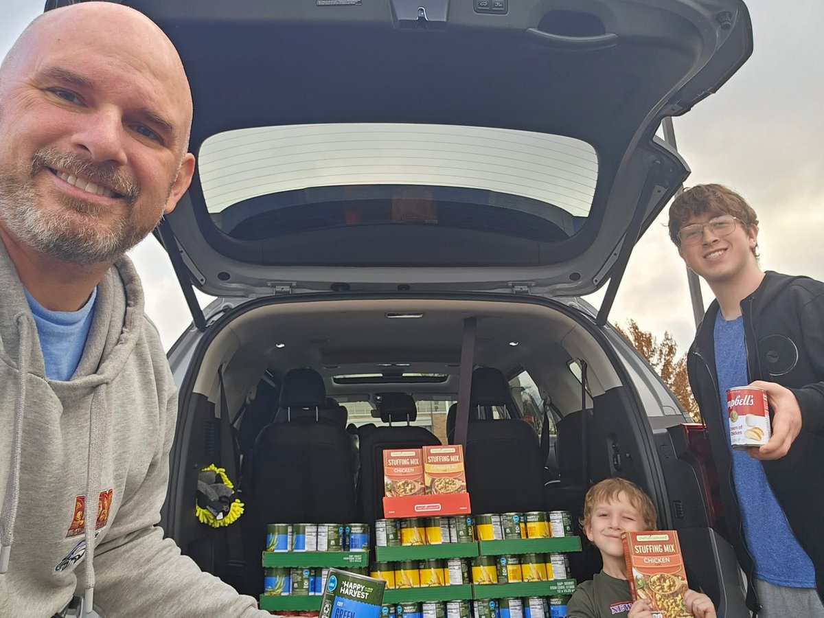 The 35th is answering the call to help people this holiday season. We are collecting items for Philabundance.

We need your help!

Join us in the NW Philabundance Challenge as we work together to fill food boxes for families across our communities who need it most.