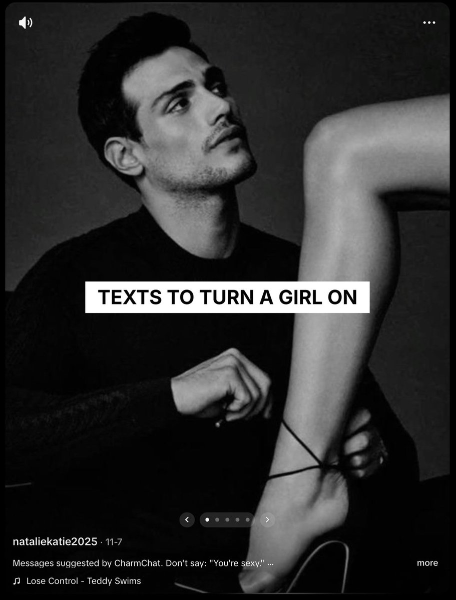 onlinedopamine's tweet image. alright, now I think I&apos;ve truly seen it all

stumbled upon this slideshow promoting a dating app called charmchat

upon first glance, nothing weird about it

however, the app is not a typical dating app

instead of just giving you rizz advice, it also provides users with &quot;zodiac…