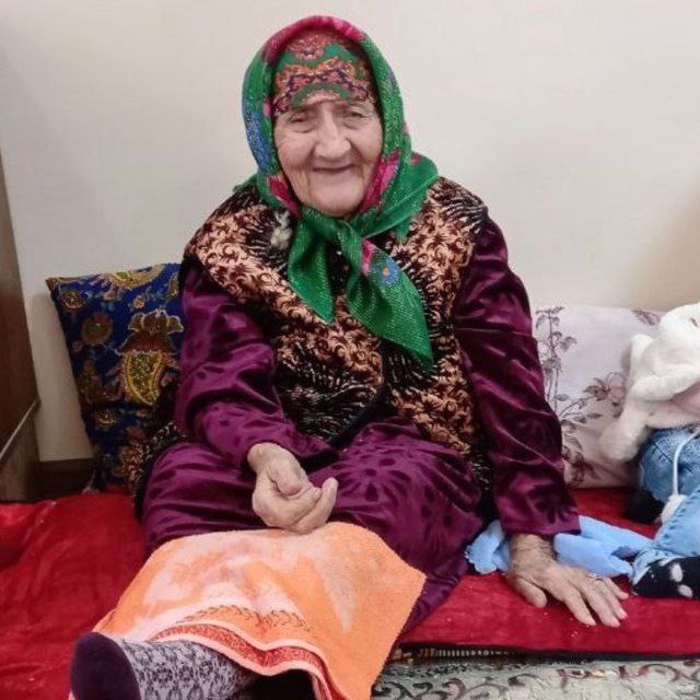 Бугун бувим 100 ёшларида Ҳаққа қовушдилар. Жойлари жаннатдан бўлсин.