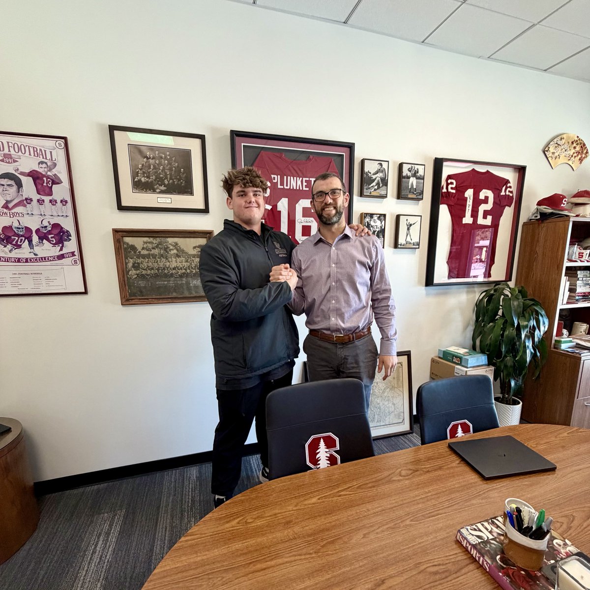 big_ole_ammon's tweet image. Amazing OV @StanfordFball this weekend! @CaptAndrewLuck @AlNetter @CoachPehrson @RonTBAOL @BFHS_ChargersFB @CoachA_Mont @BrandonHuffman @GregBiggins @adamgorney @gridironarizona @azc_obert
