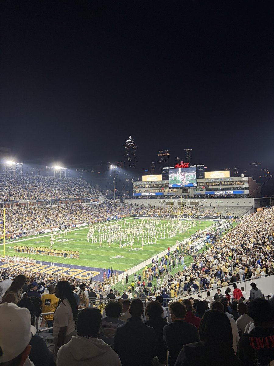 CharlieVolpe5's tweet image. I had a great time in the Flats this past weekend! Thank you to @coach_norv for having me and @CoachTimSalem for the great conversation. #GeorgiaTech #StingEm