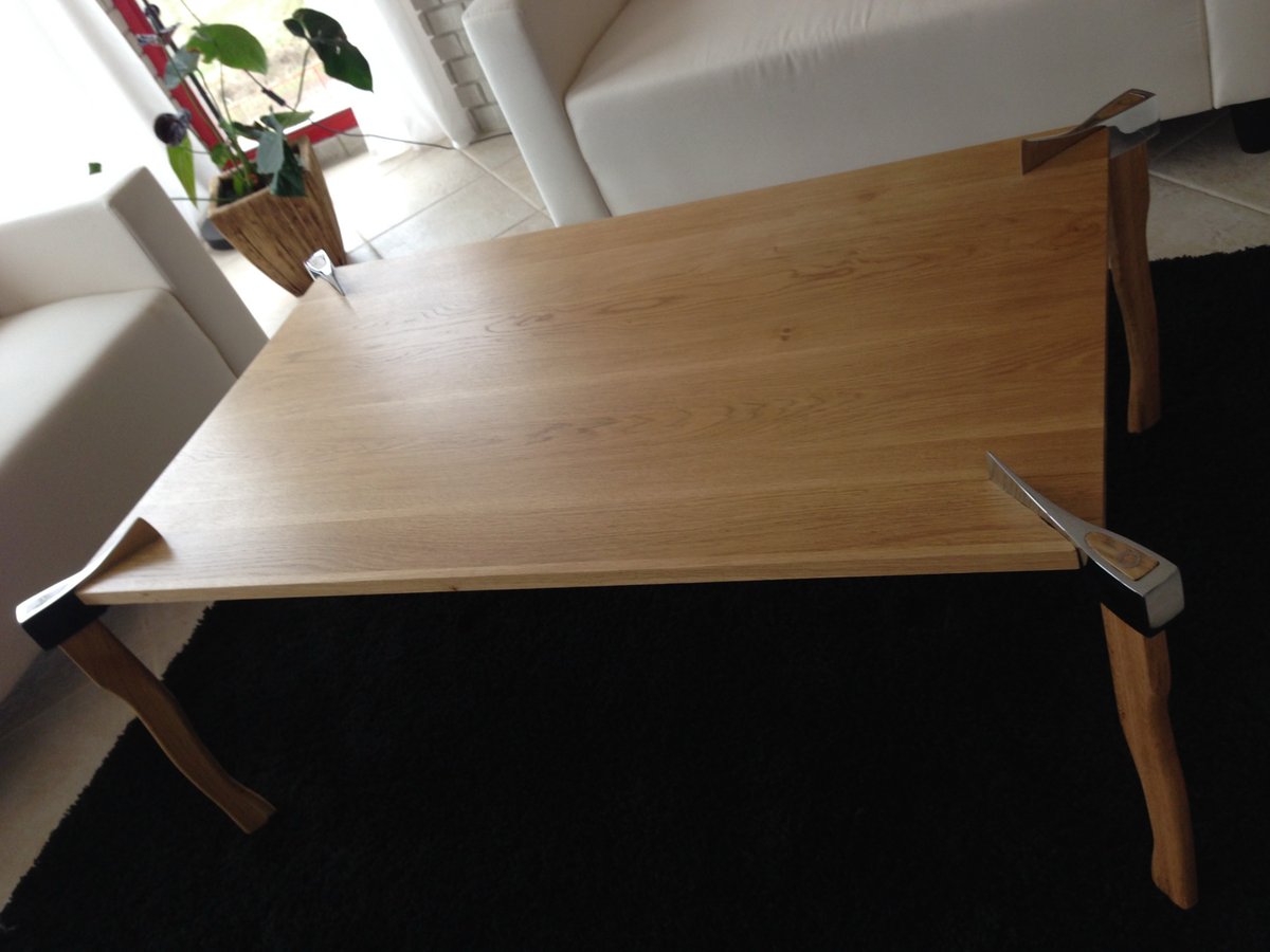 stdennis99's tweet image. 🪓 Axe Table Gallery — PART 2

Axe Table — Part 2/2 (details + close-ups)

Some extra angles, joinery details and the axe-leg connections.

Everything done without CNC — just steel, beech, and stubborn dedication. 🪓🔥

#WoodArt #Metalworking #EpoxyArt