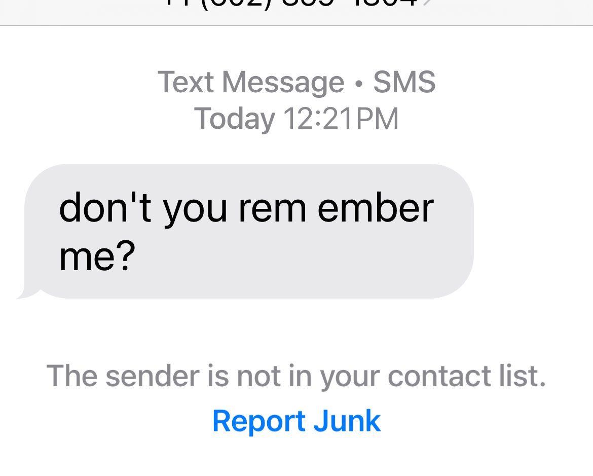 stxpdx's tweet image. Why would you text this to anyone, and what is the appropriate response?!?