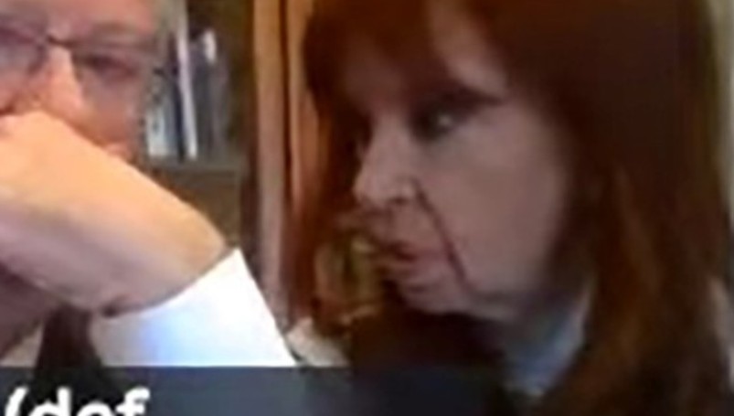 garciabarace's tweet image. 🇦🇷  POLÍTICA Y JUSTICIA | A todo Napoleón le llega su Waterloo. #CristinaKirchner otra vez enjuiciada en la #CausaCuadernos. Se termina el «balconeo». Ordenan decomisar sus bienes y restringen visitas. #CFK en el final de su carrera política. #Corrupción #Política #Argentina