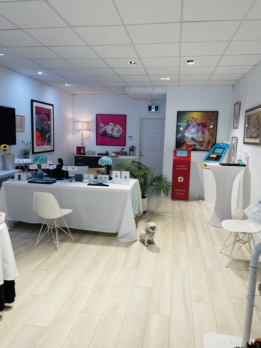 Our Bitcoin ATM is now LIVE at 1347 Marine Drive, West Vancouver, Canada , inside the #TSABitcoinShop!
 Fast &amp; Easy Transactions
 Secure &amp; Private
Join TSA Community to receive  TSAMemes airdrops:newbie-bitcoin.mn.co/share/jNHXtXg0…

Come visit us, grab a tea , and explore the world of crypto