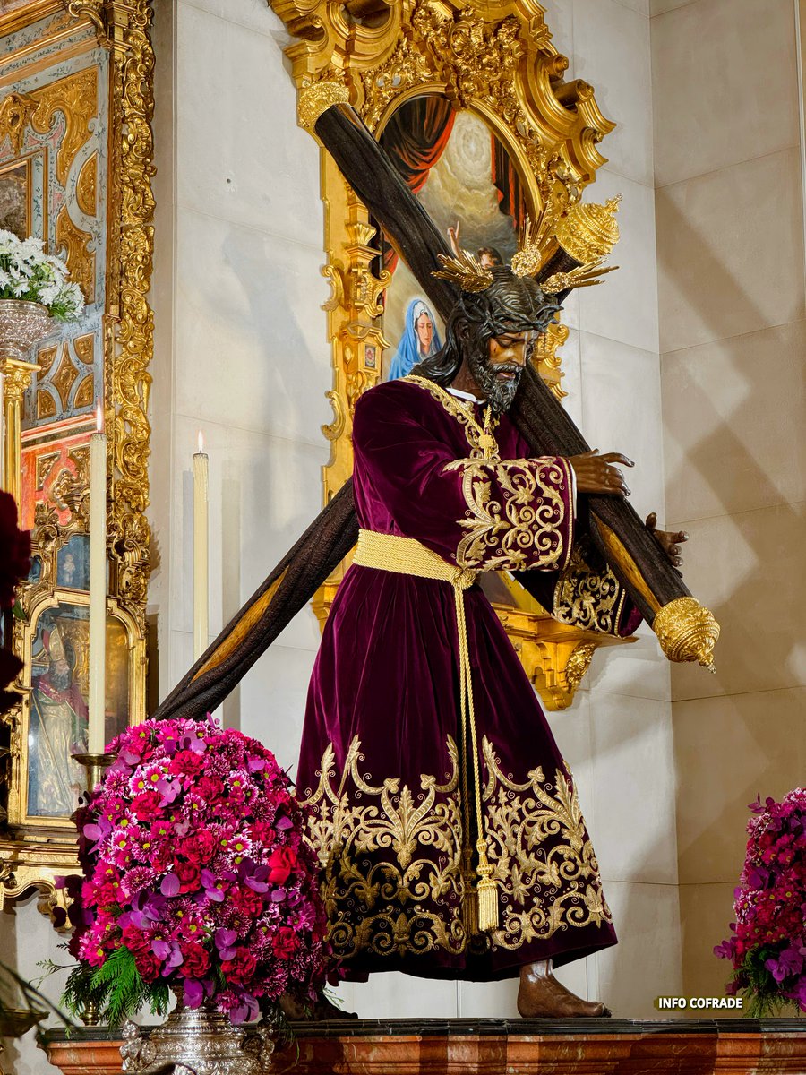 🟢🔵 El 𝐑𝐄𝐘 de los Gitanos ante la inminente llegada del adviento. #SaludyAngustias #MadrugáGitana #LosGitanos25