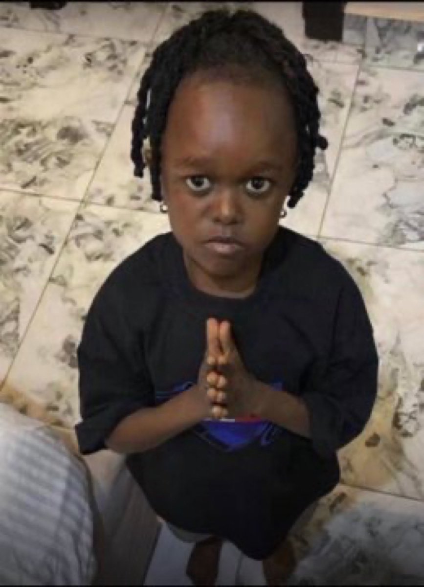 GoodluckChigo19's tweet image. Money na water 
Mr CBN @tonysnip3r abeg wetin I fit do for u make u bless me with 20k from the profit I know say no be my money
Asking politely sir 🤲🏻🤲🏻🤲🏻🤲🏻