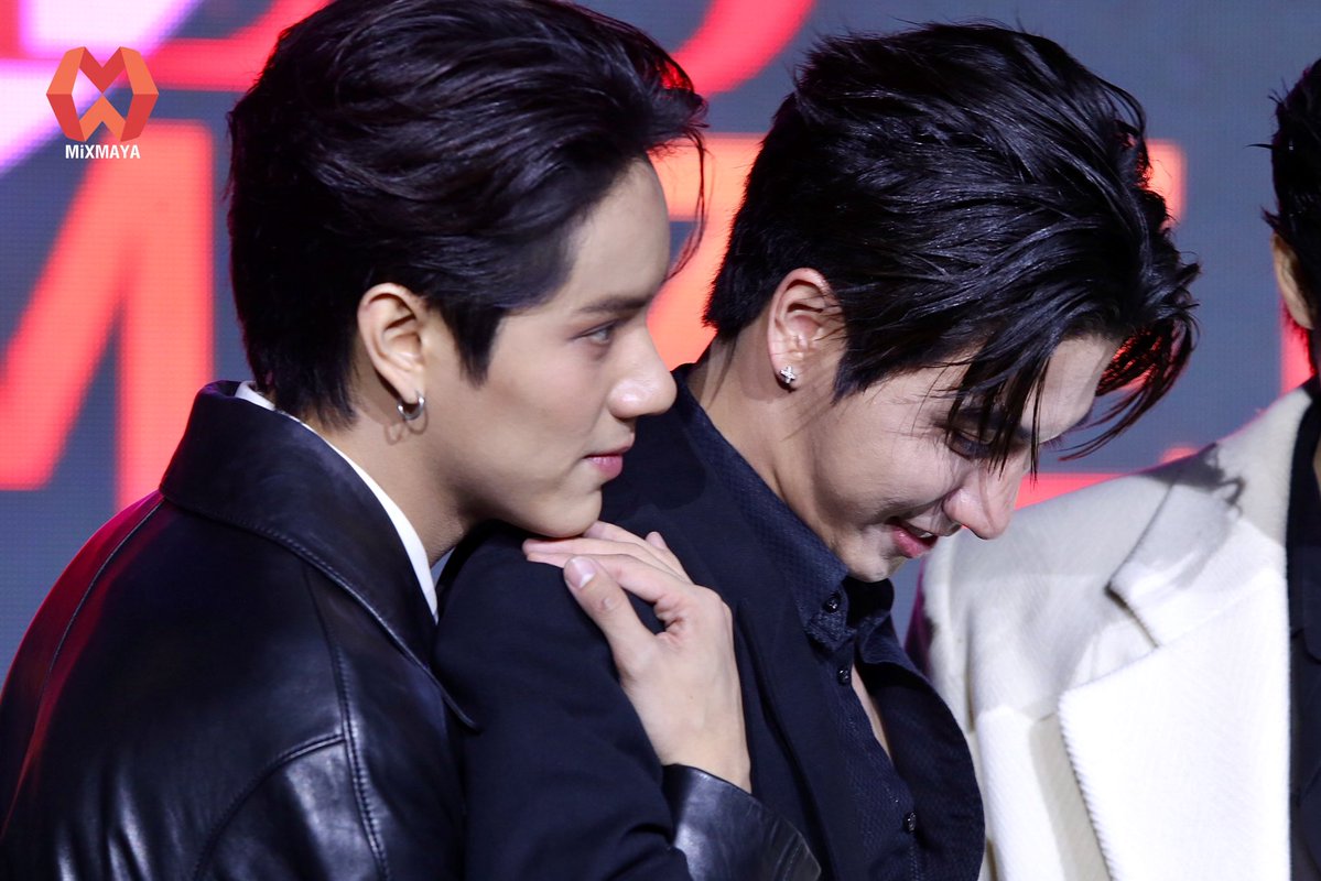 โมเมนต์น่ารักๆของสองหนุ่มเพื่อนซี้ “เพิร์ธ-นนน” ในงาน “GMMTV 2026 MAGIC VIBES MAXIMIZED” 🔮✨

#GMMTV2026
#mynameisnanon #PerthTanapon