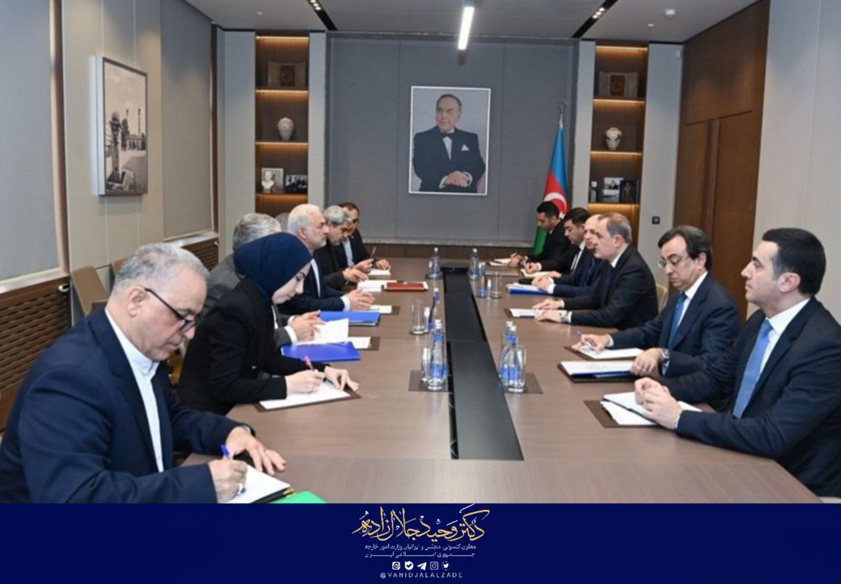 jalalzade_ir's tweet image. در سفربه جمهوری آذربایجان و رایزنی با مقامات این کشور، باورم راسخ تر شد که اشتراکات فراوان و کم نظیر و پیوندهای ریشه دار و عمیق بین دو ملت سرمایه ای ارزشمند برای برقراری روابطی مبتنی بر اعتماد ومنافع مشترک فراهم میکند که میتواندصلح، امنیت ورفاه رابرای دوملت و منطقه به ارمغان آورد