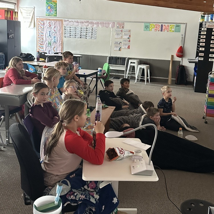 📕 Mrs. Johnson’s class enjoying pajamas and a movie day before Thanksgiving break! They finished their book study “The One and Only Ivan”.... now they get to compare the movie to the book!