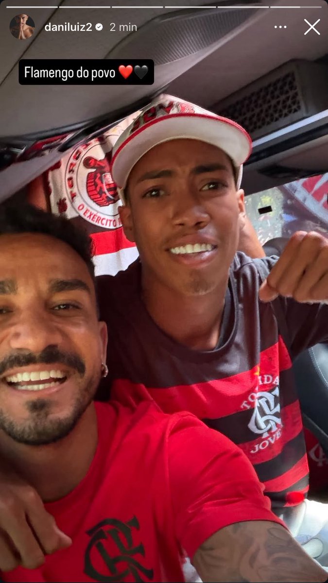 outofcontextCRF's tweet image. 