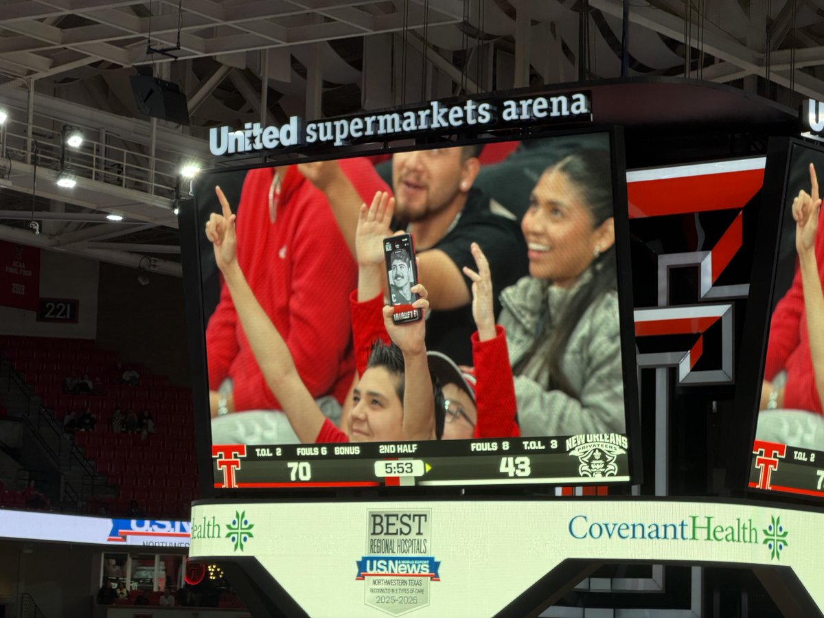 JackiePhDinlove's tweet image. Simba Cam reminder: VOTE FOR JROD FOR HEISMAN!! #SendTheStache #WreckEm #TexasTech