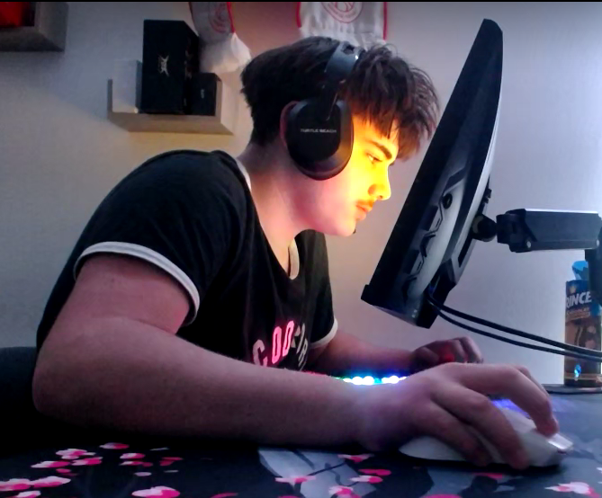 Fextang's tweet image. exellent @Azkxfn