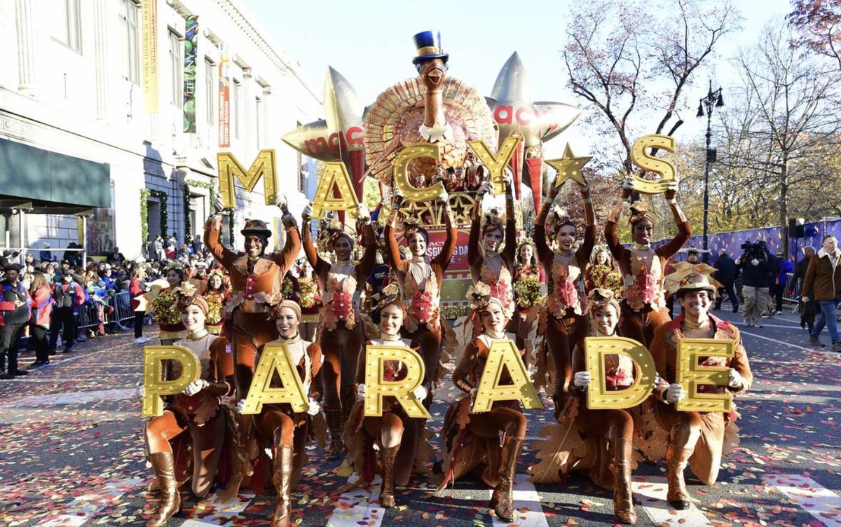 Can’t wait for the Macy’s Thanksgiving Day Parade — the holiday season officially starts there! 🎈🥧