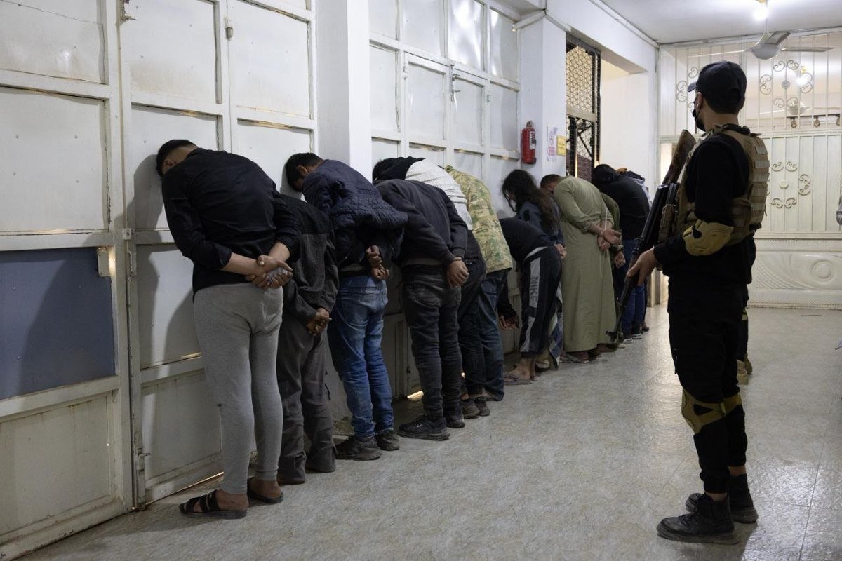 TracTerrorism's tweet image. Syrian Internal Security Forces Dismantle Suspected #IslamicState (#IS) Cells During Counter-Terrorism Operation (#CTO) in #Aleppo &amp;amp; #Latakia Governorates, #Syria
Read more: trackingterrorism.org/chatter/hts-le…