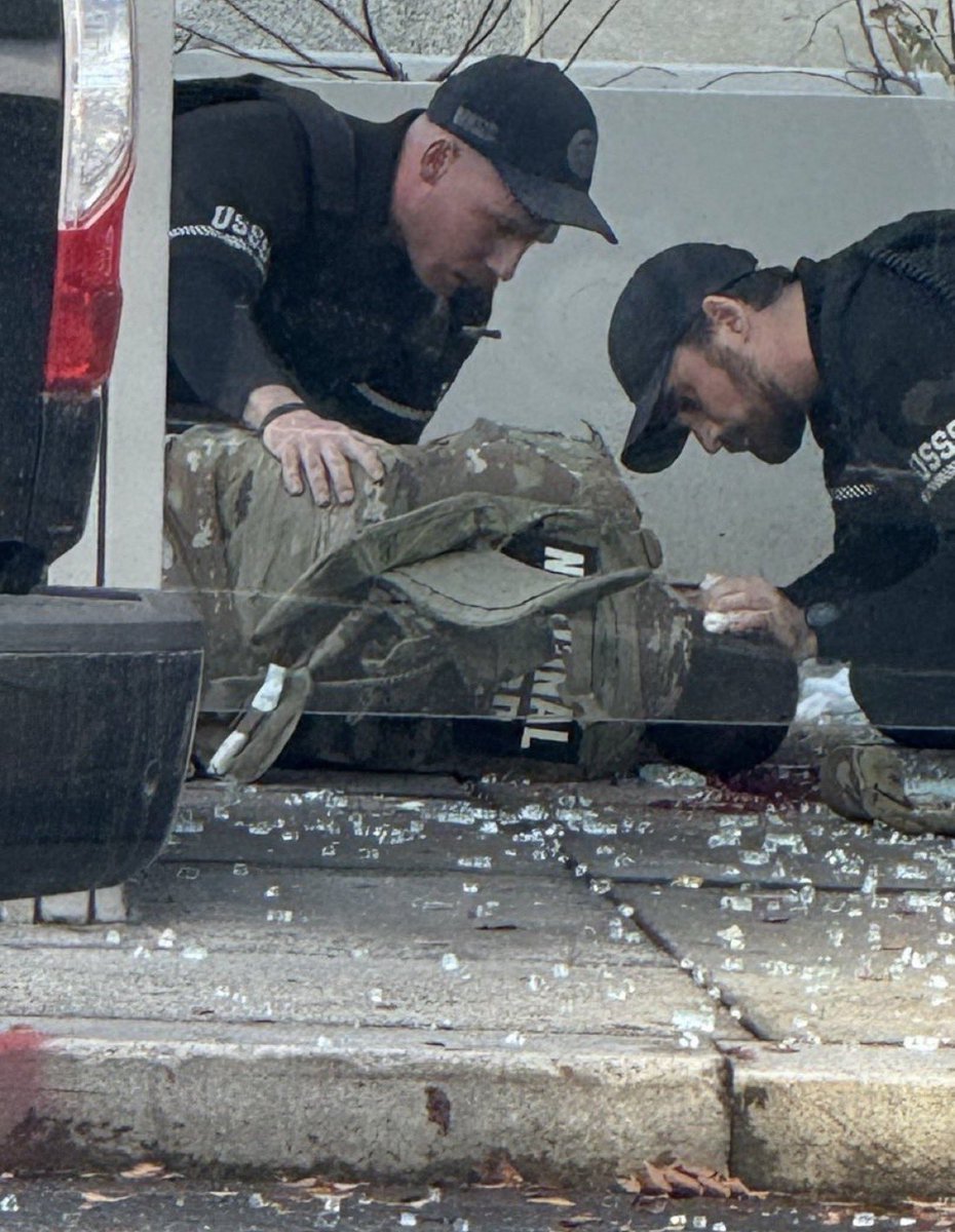 TheSalGreco's tweet image. Two national guardsman have been shot in Washington DC. One suspect is  in custody, crime scene is secured. Great job by the troops. The National Guard is here to protect us, not our enemies like some in the mainstream media portrays. Pray for their safety. 🫡🙏🏻