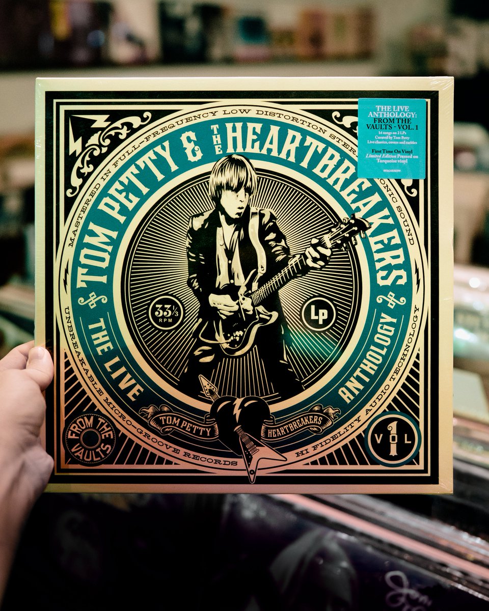 tompetty's tweet image. Just in time for @recordstoreday  Black Friday!
‘The Live Anthology: From the Vaults, Vol. 1’ is available now on limited edition turquoise vinyl in an indie record store near you.

This 2-LP collection of iconic, career-spanning live performances was curated by Tom himself and…
