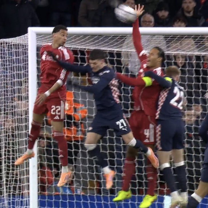 nocontextpool's tweet image. 