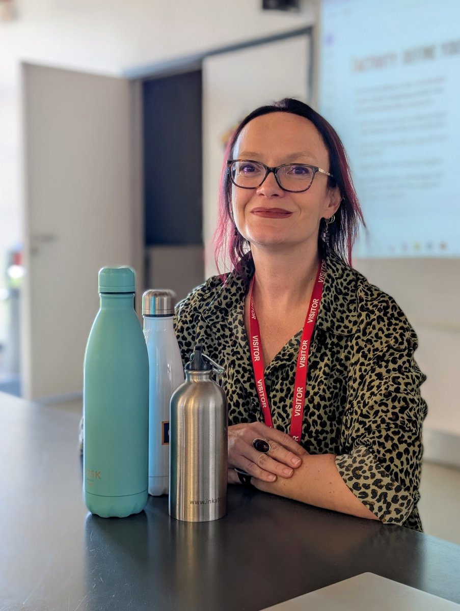 If you had to design a reusable water bottle with an environmentally conscious audience in mind, what would you come up with? 

Some belated pics from the Big Sookio Marketing Challenge at <a href="/LR6FC/">Long Road Sixth Form</a> with Matt Maynard <a href="/cic_vc/">Cambridge Innovation Capital</a> &amp; Richard Leyland, Cambridge Consultants. Great day!