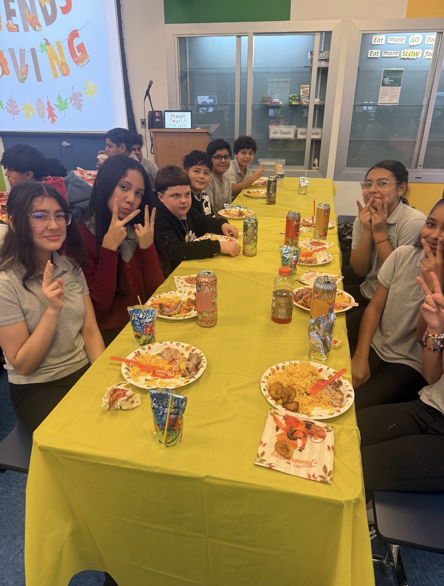 Miss D'Angelo tweet media