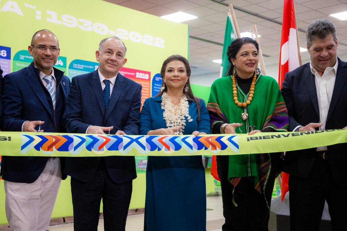 ClaraBrugadaM's tweet image. Inauguramos el Centro de Voluntarios de la @FIFAWorldCup en la Ciudad de México, en las instalaciones del @Tec_CCM. Es un espacio donde vamos a capacitar a 6 mil personas que tendrán la misión de conocer, sentir y vivir nuestra capital para compartir la experiencia del…