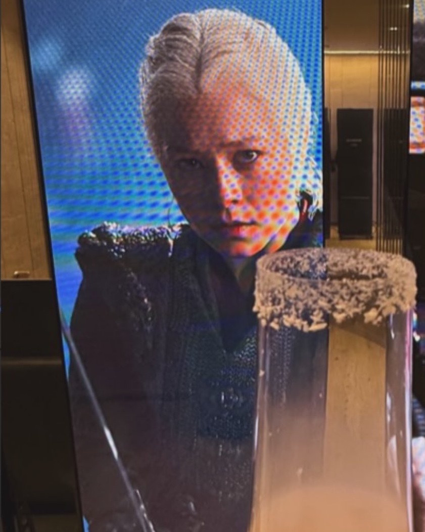 rhaenyrism's tweet image. MY MOTHER