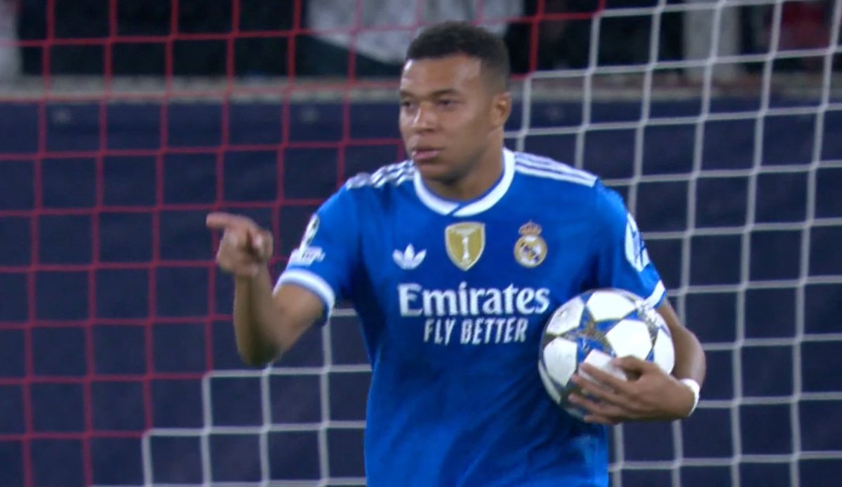 AgenteLibre_dig's tweet image. Ni uno, ni dos, ni tres, sino TRES ⚽️⚽️⚽️